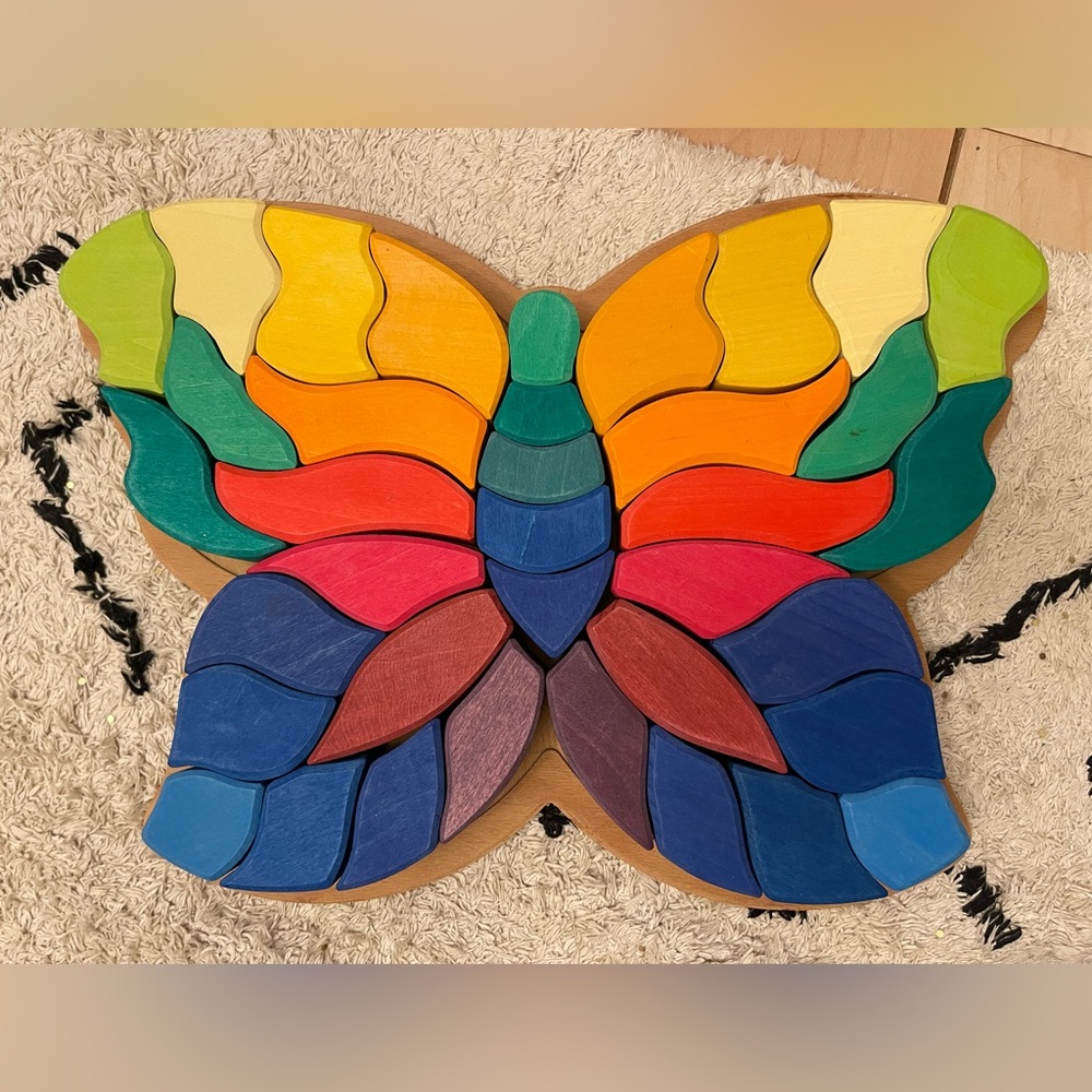 GRIMMS butterfly, RARE!! LIKE NEW!!